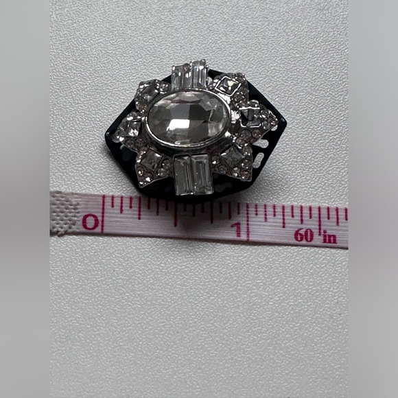 Clear Crystal Pin/Brooch - Picture 6 of 6